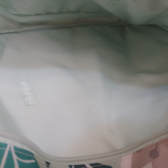 Vera Bradley Floral Women's Bag - Picture 4 of 9